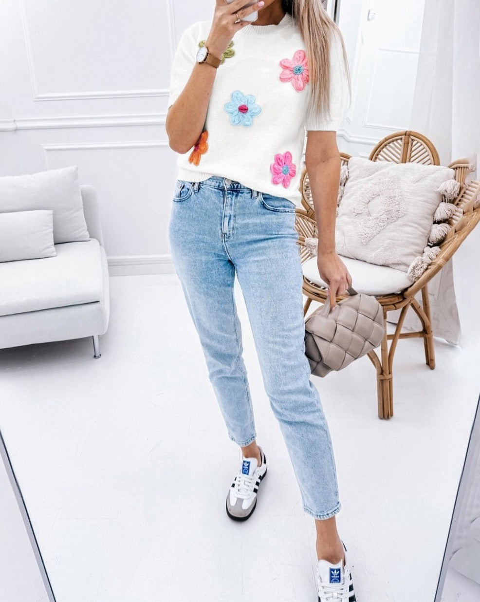 Floral Applique Short Sleeve Sweater