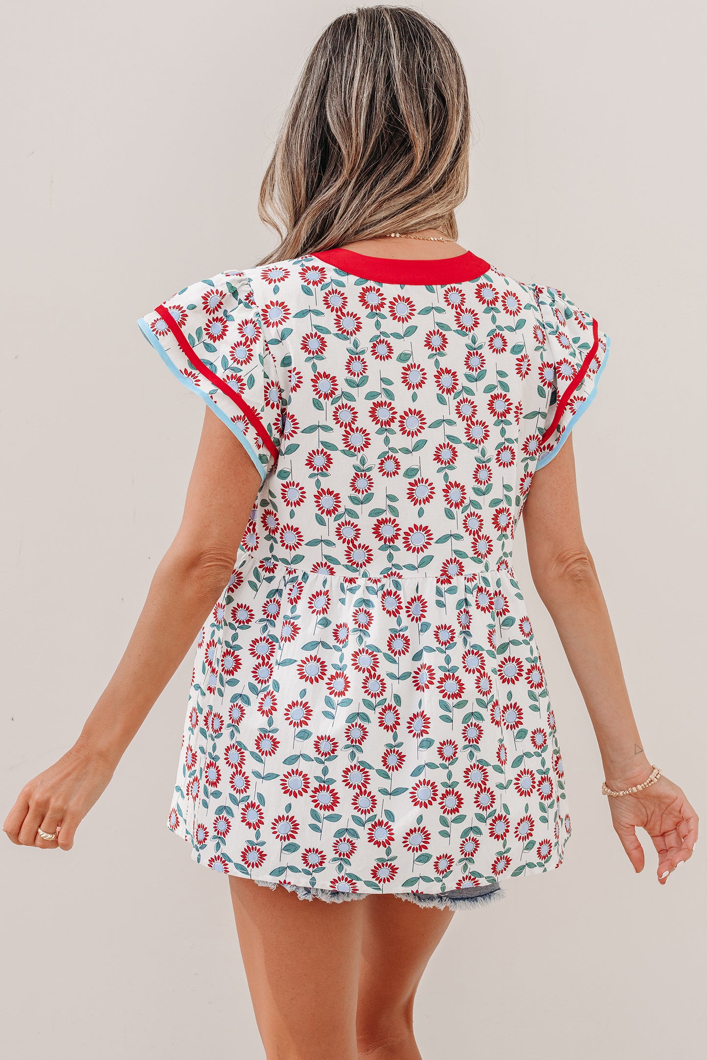 Floral Contrast Trim V-Neck Flutter Sleeve Blouse