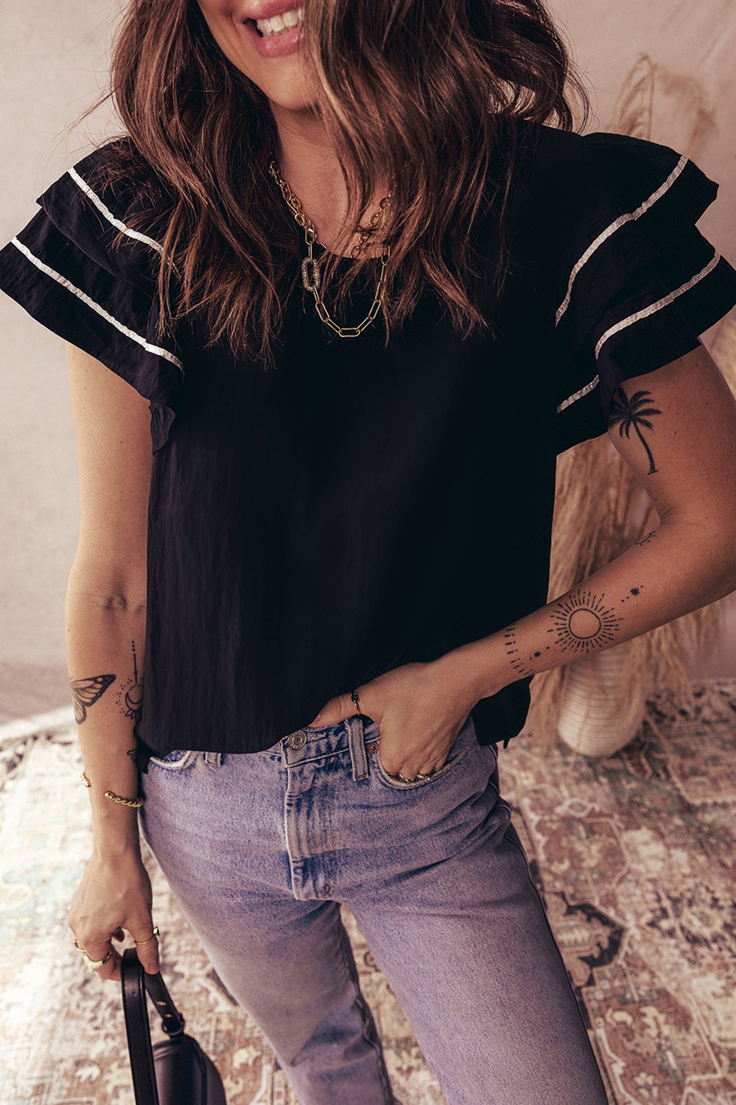 Contrast Trim Ruffle Short Sleeve Blouse