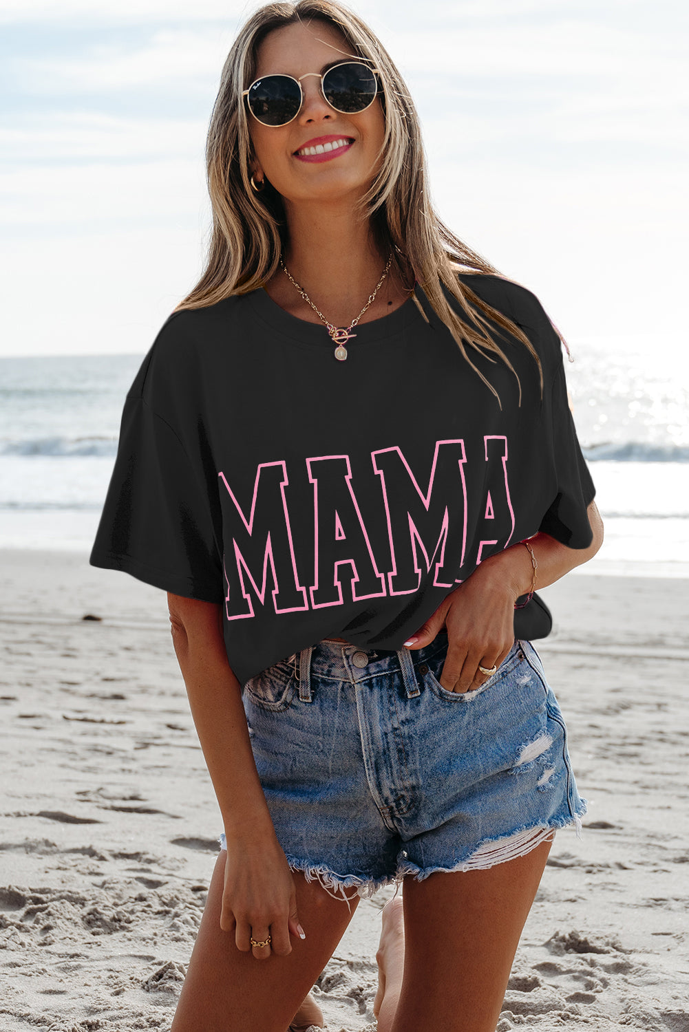 MAMA Short Sleeve Graphic T-Shirt