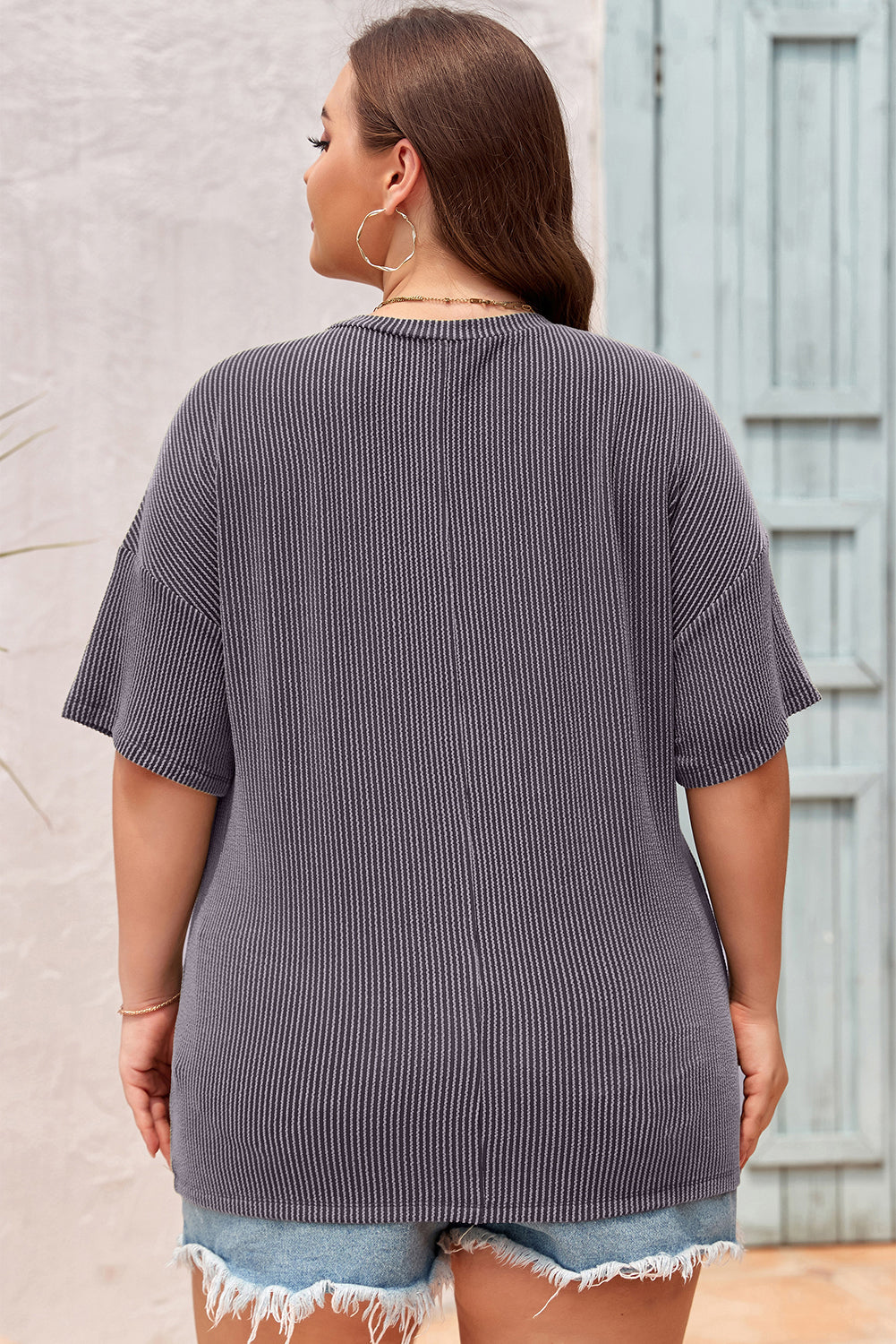 Plus Size Solid Corded Knit V-Neck T-Shirt