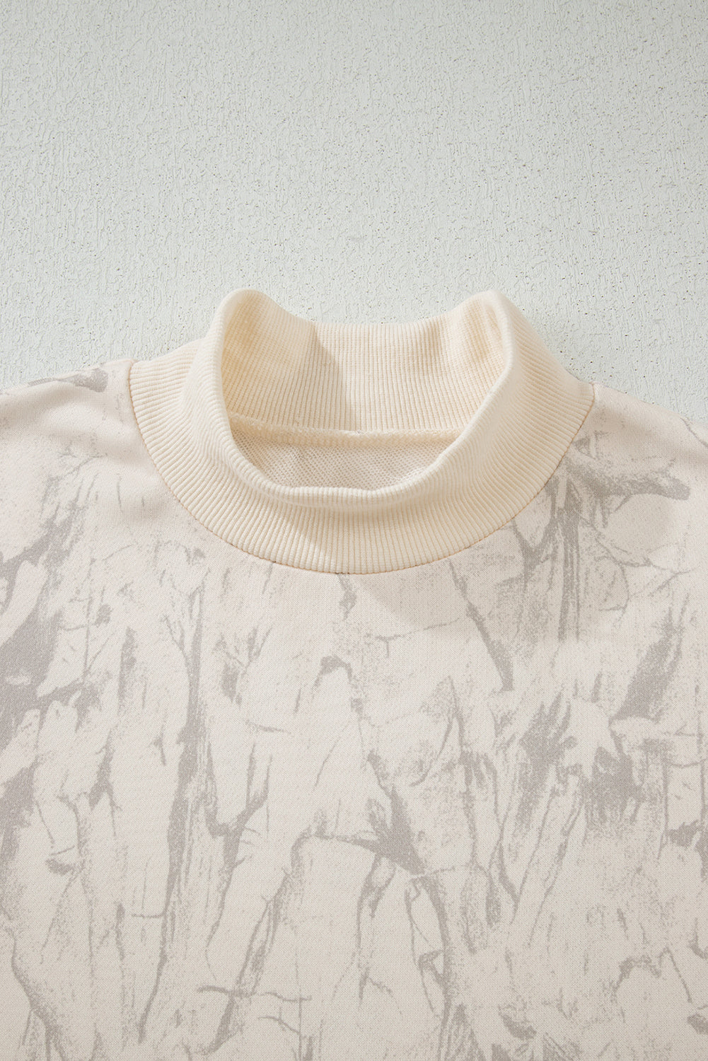 Camo Mock Neck Baggy Sweatshirt
