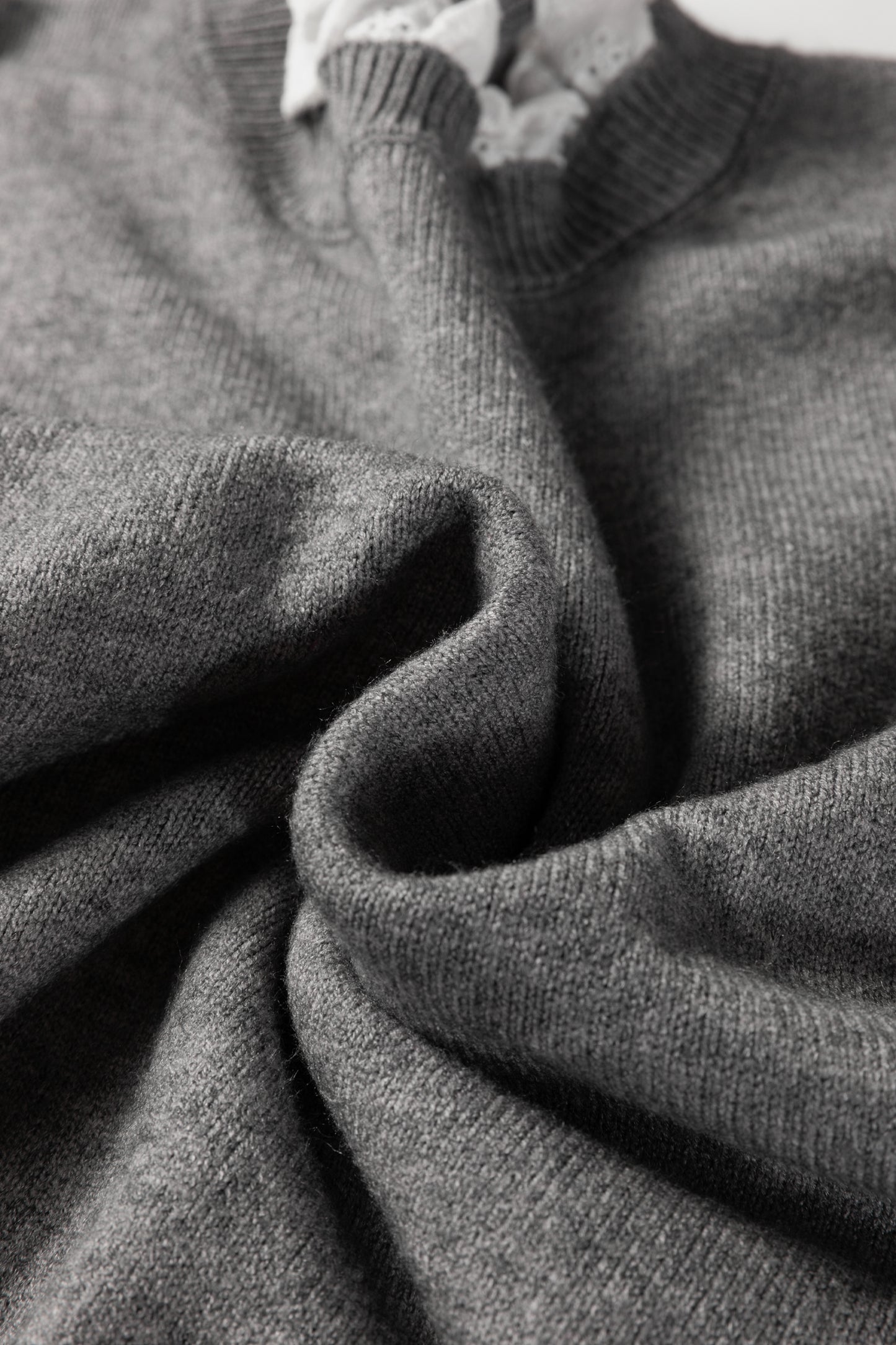 Lace Trim Patchwork Buttoned Cuff Sweater