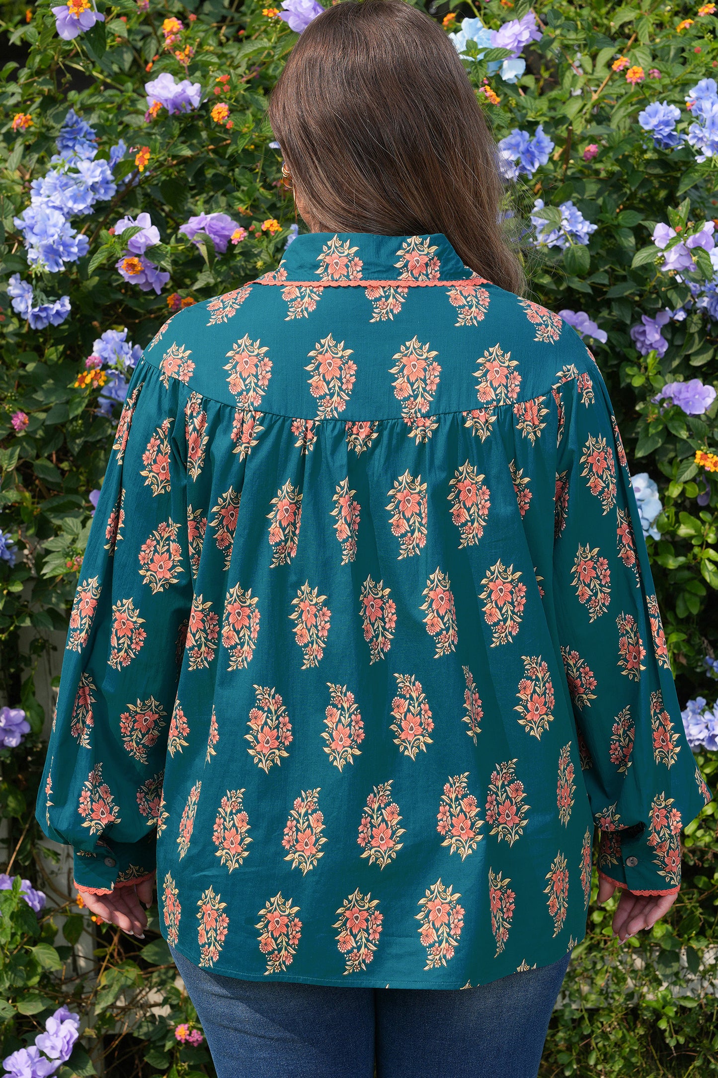 Plus Size Floral Lace Trim Pleated Buttoned Shirt