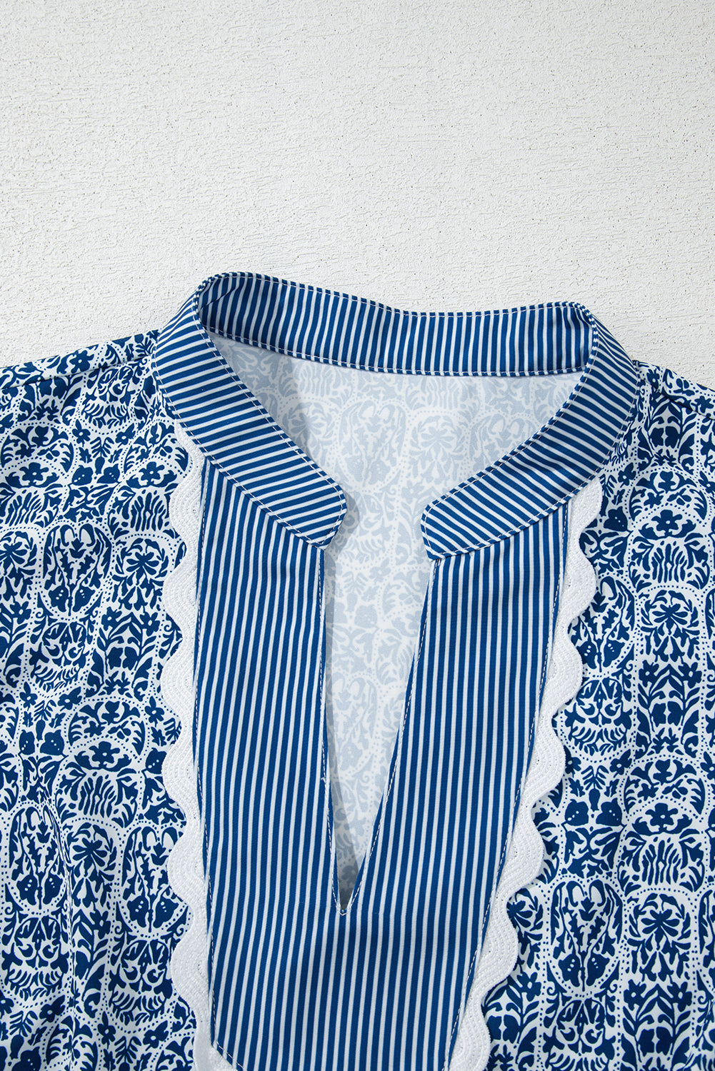 Floral Stripe Contrast Ric-Rac Puff Sleeve Top