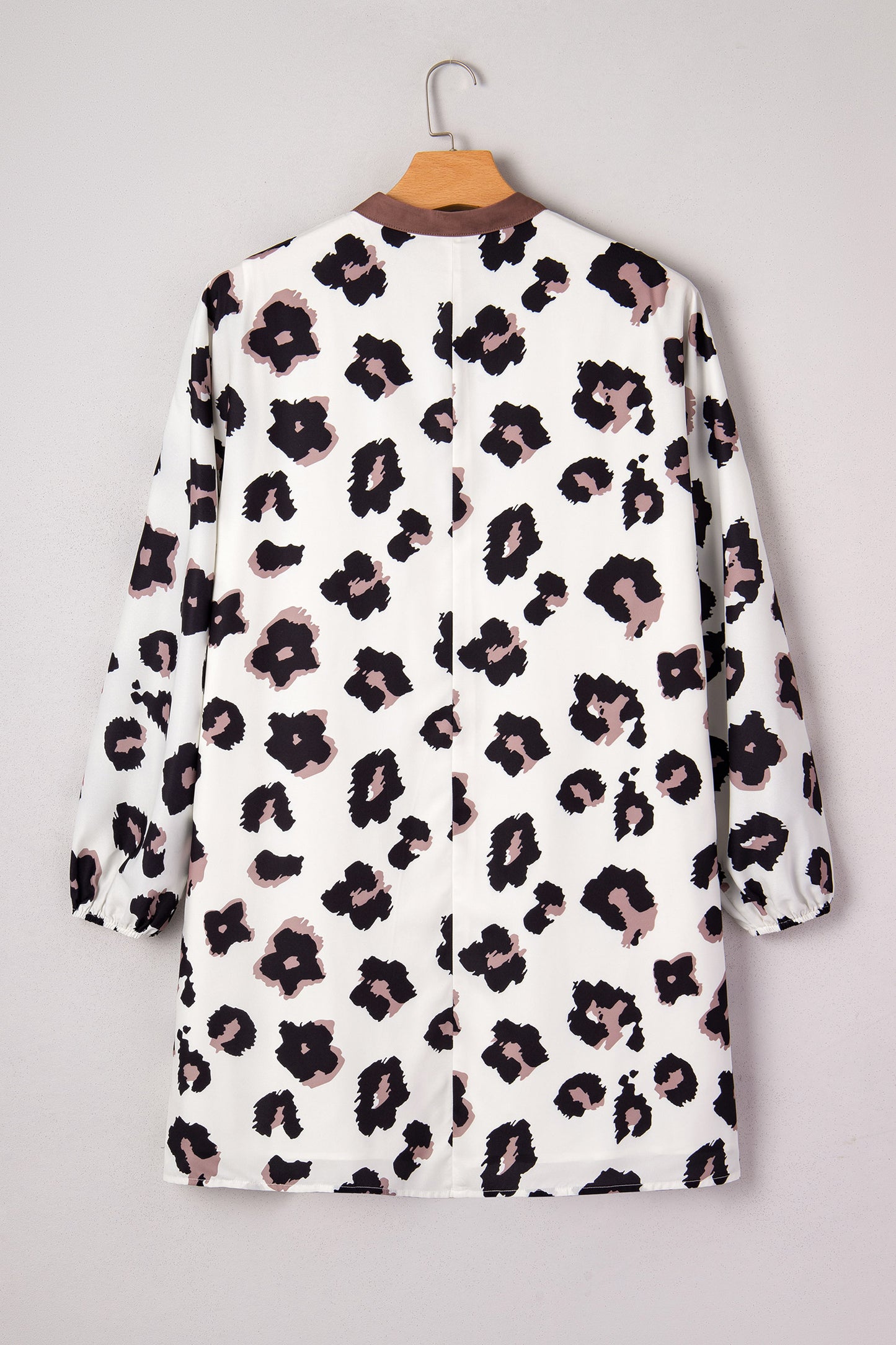 Plus Size Leopard Contrast V-Neck Mini Dress