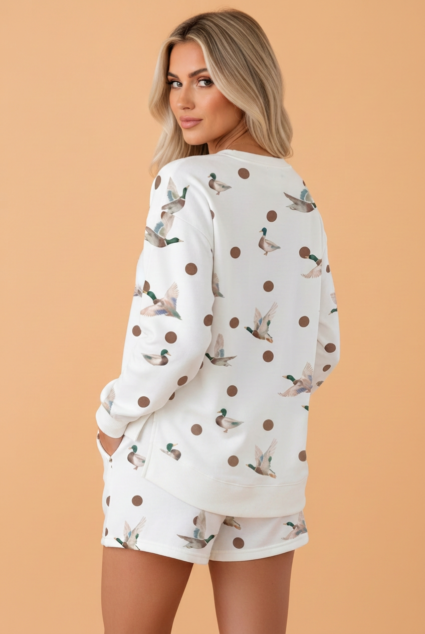 PRETTY BASH Mallard Polka Dot Split Hem Pullover & Shorts Set