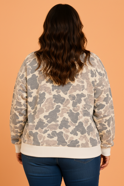 Plus Size Camo Contrast Trim Buttoned Collar Sweatshirt