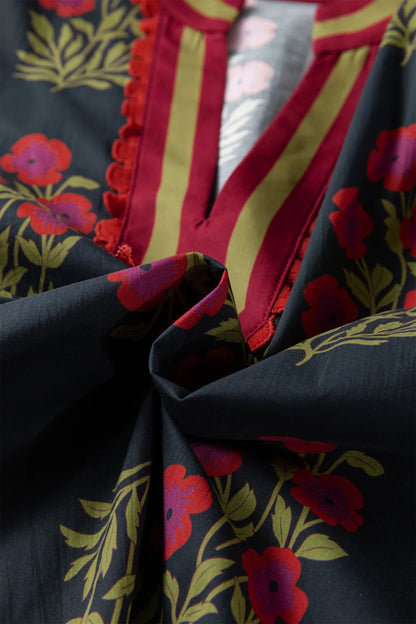 Floral Contrast Slit V-Neck Short Bubble Sleeve Blouse