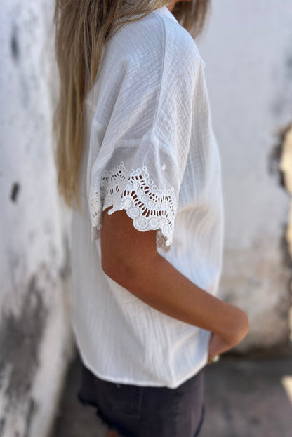 Crinkle Lace Trim Short Sleeve Blouse