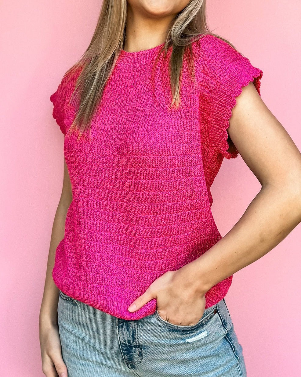 Scalloped Short Sleeve Sweater Top