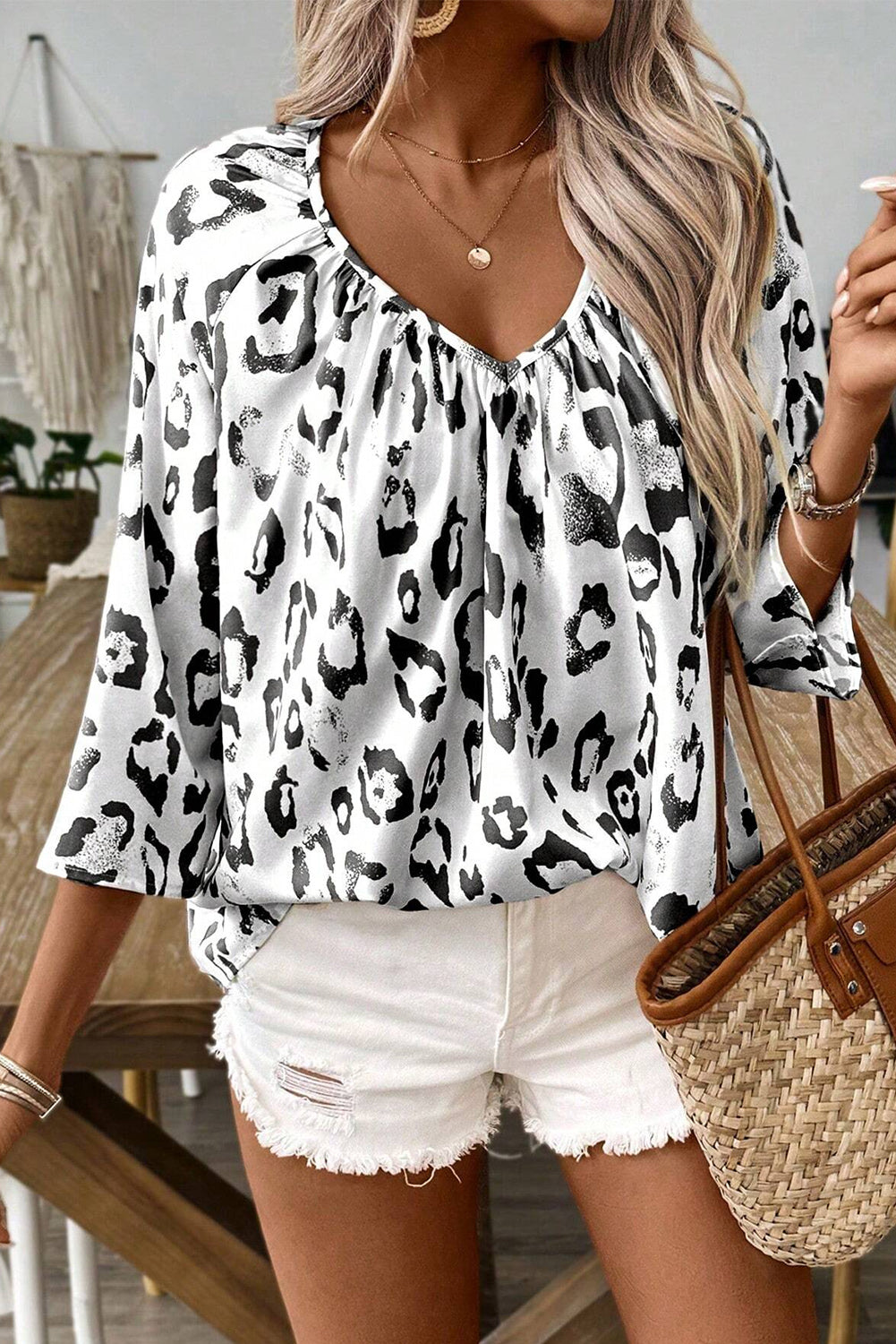 Leopard V-Neck 3/4 Sleeve Blouse