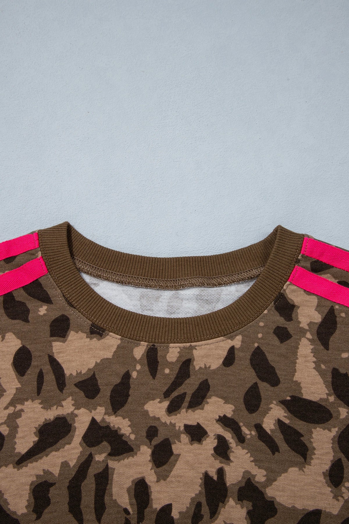 Leopard Contrast Stripe Long Sleeve Sweatshirt
