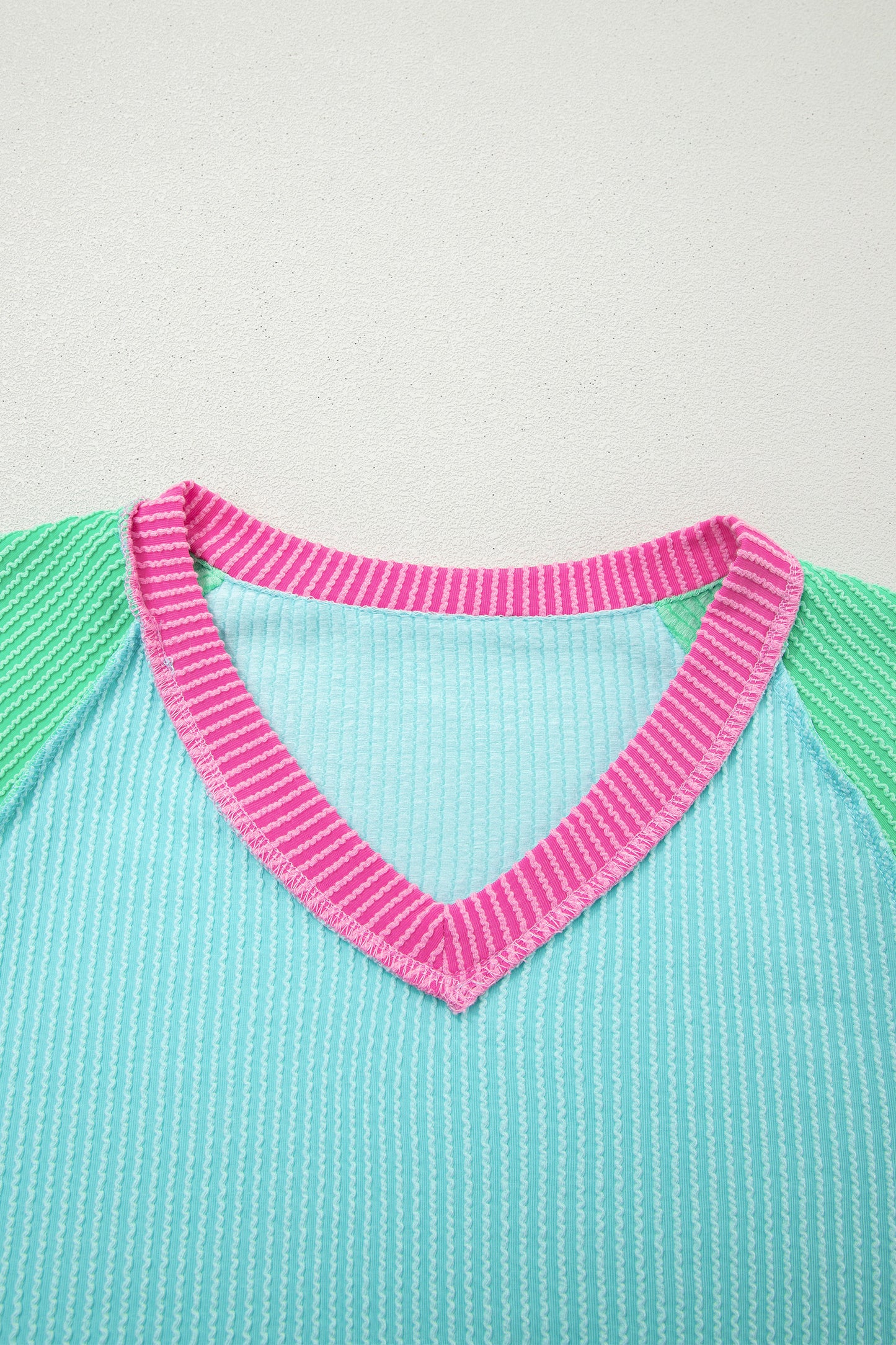 Colorblock Corded Knit Raglan Short Sleeve Tee
