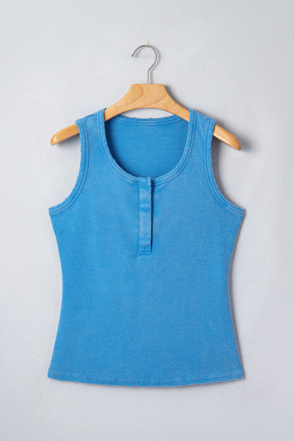 Solid Distressed Ribbed Mineral Wash Tank