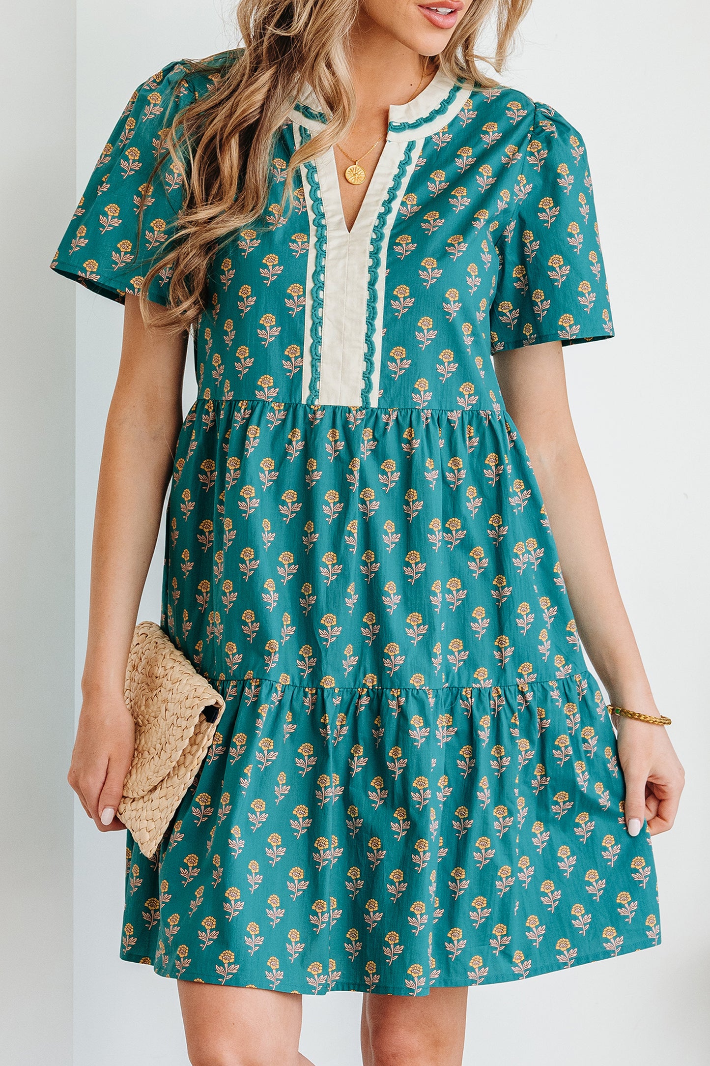 Floral Contrast Trim V-Neck Short Sleeve Dress