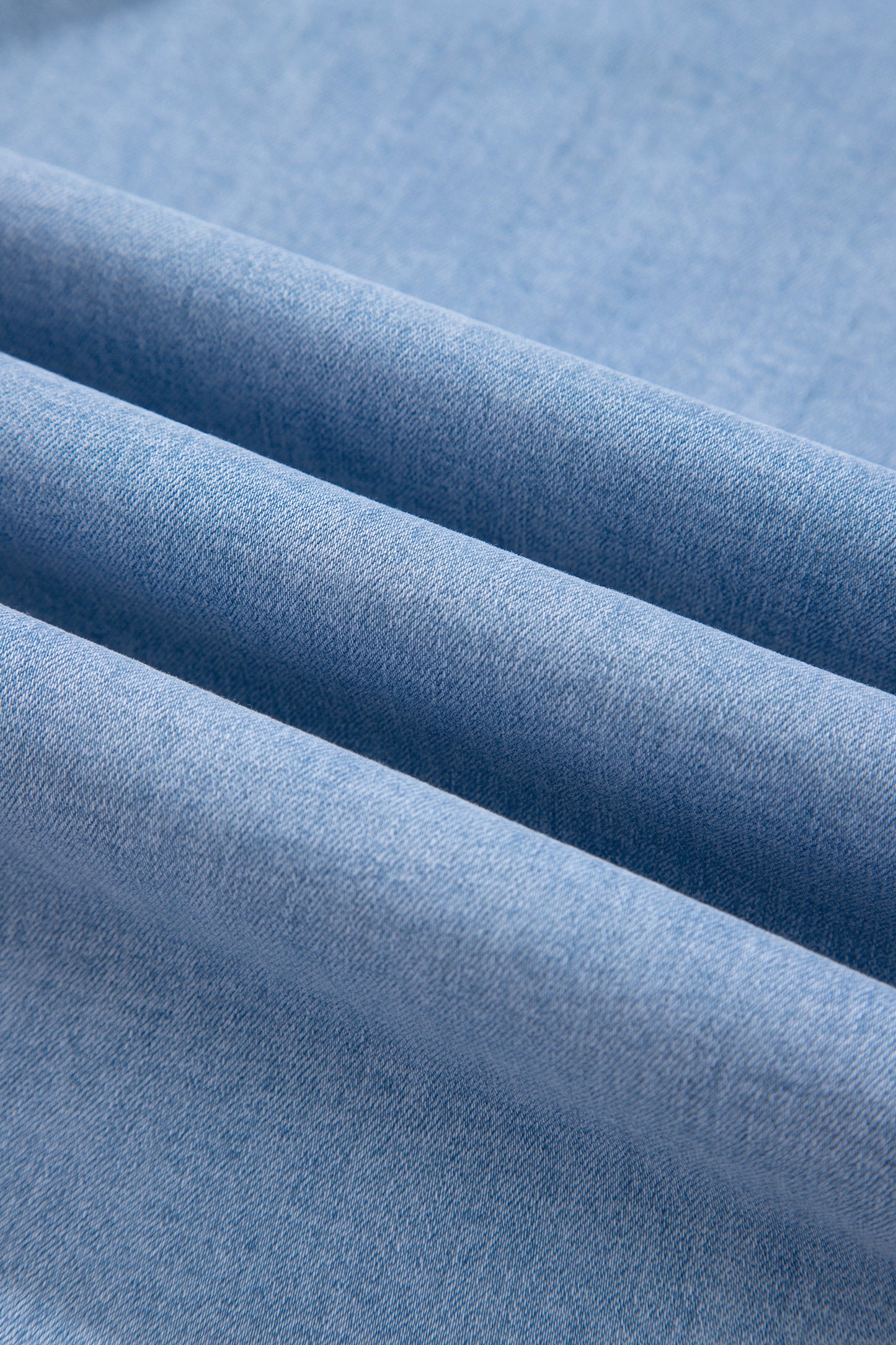 Solid Denim Square Patch Pocket Ankle Length Barrel Jeans