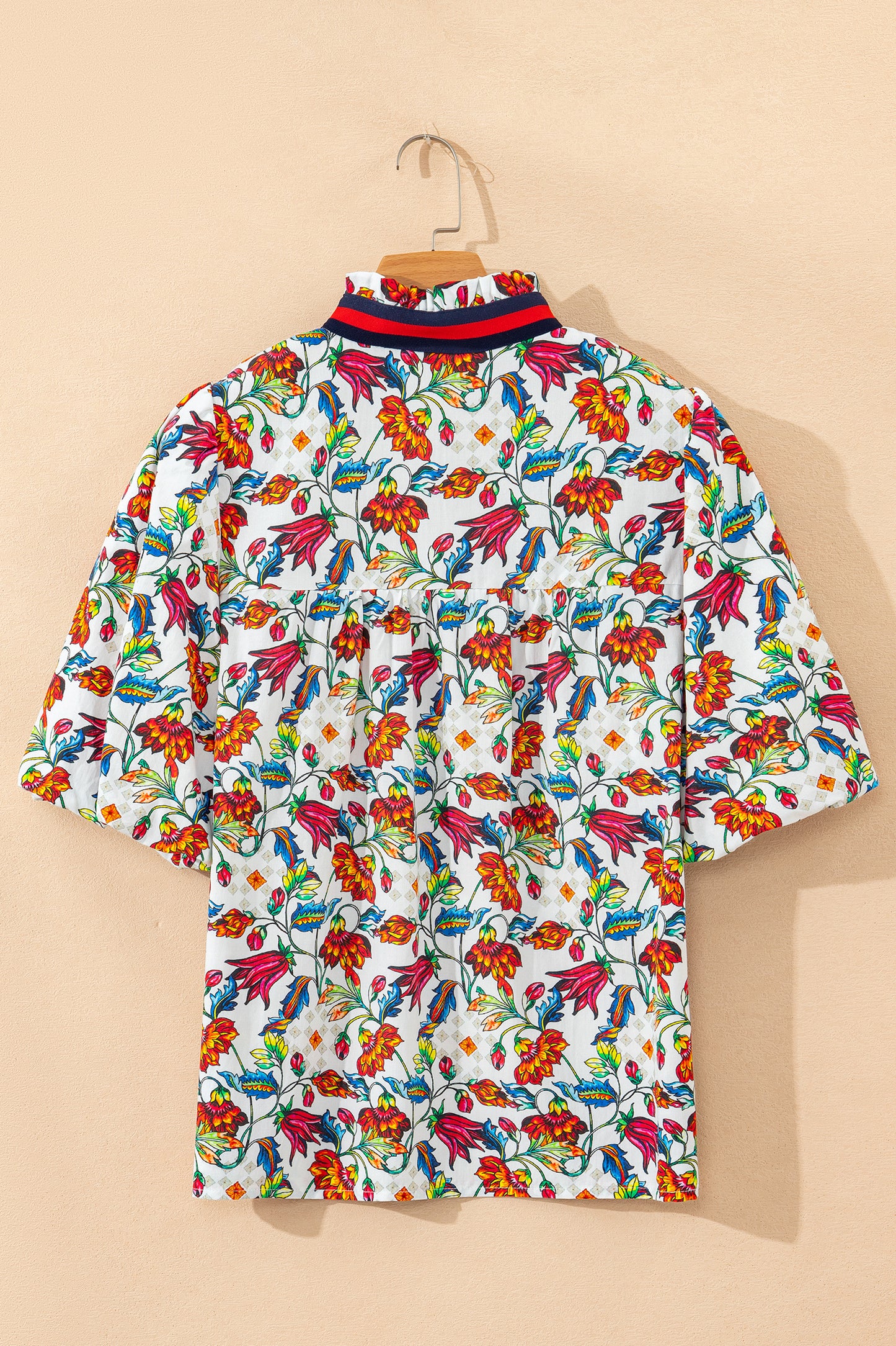 Floral Contrast V-Neck Puff Sleeve Blouse