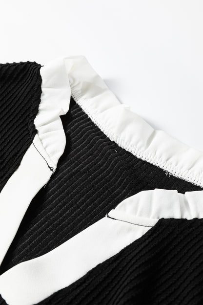 Plus Size Colorblock Corded Knit Ruffle Sleeve Blouse