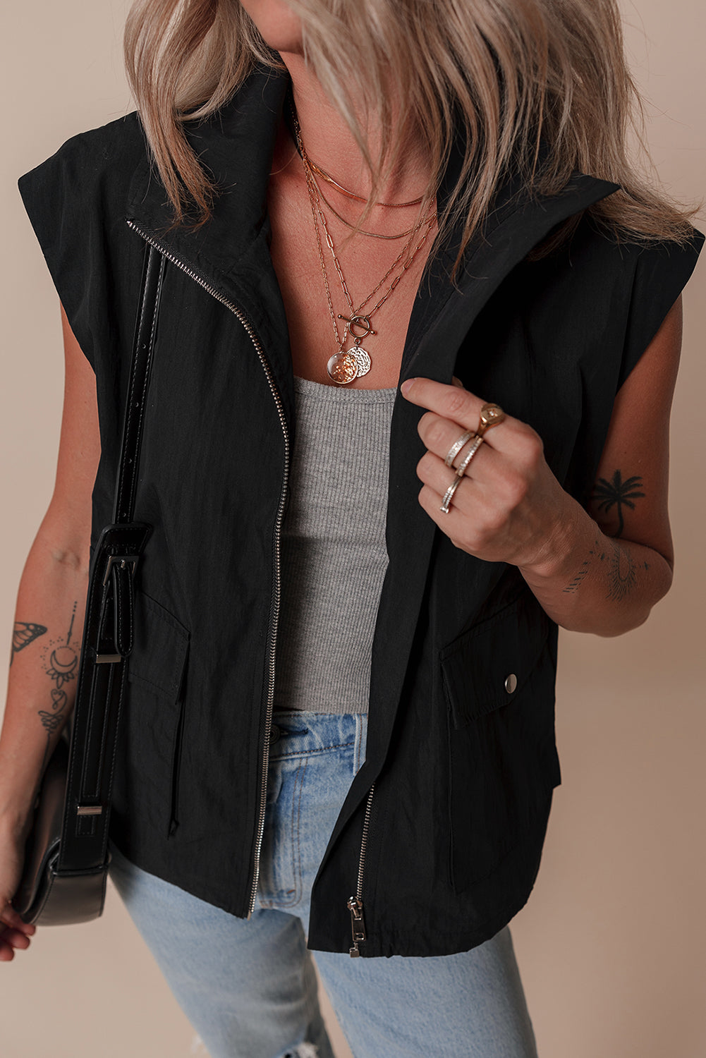 Flap Pocket Zip-Up Vest