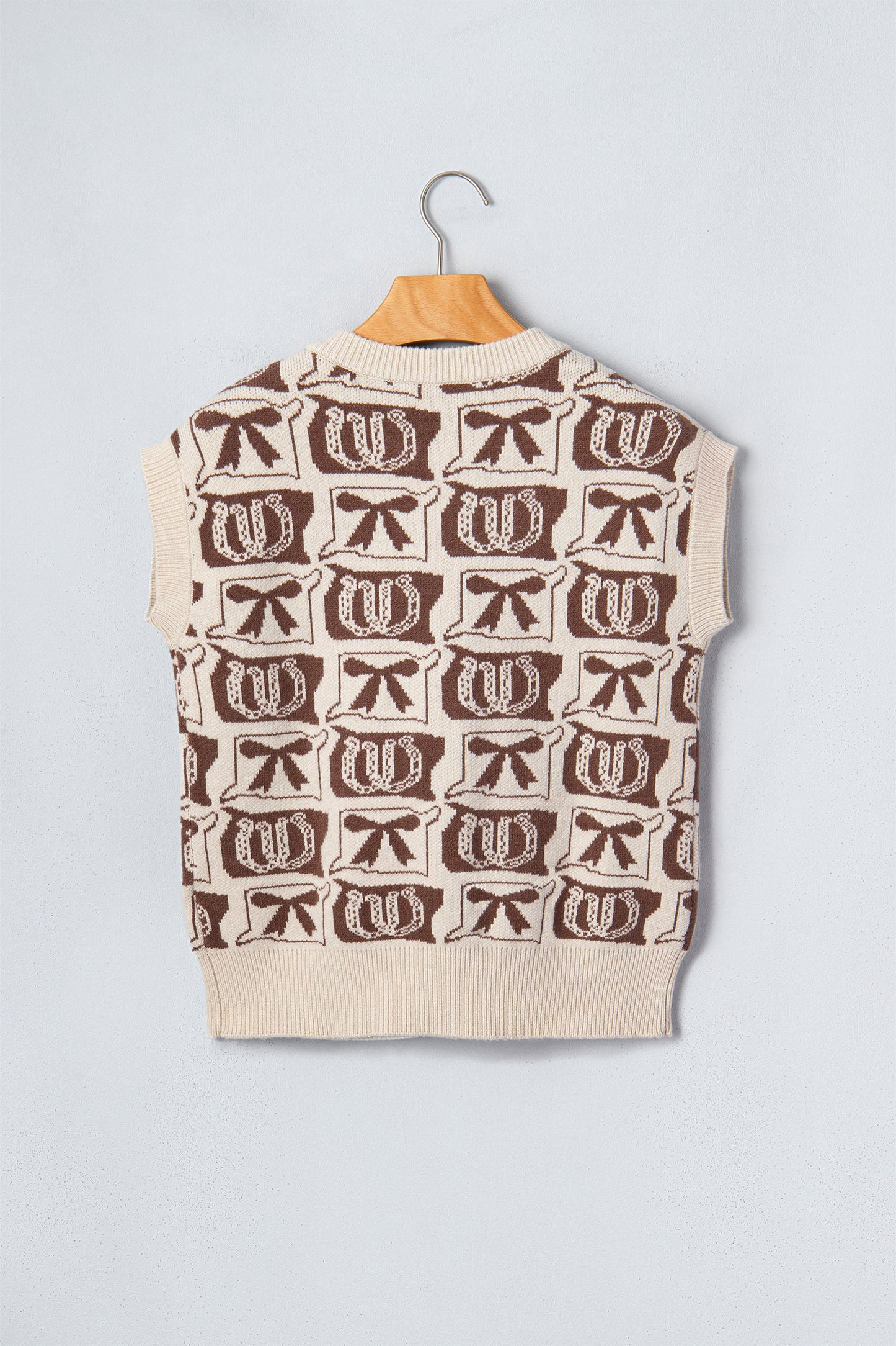 Western Horseshoe Bow Pattern Button Front Sleeveless Knit Top