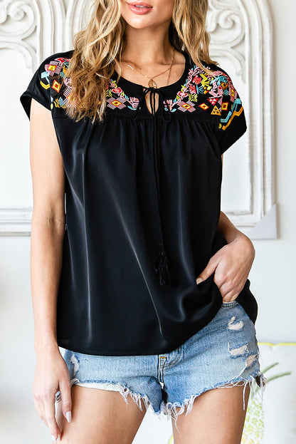 Geometric Embroidered Short Sleeve Blouse