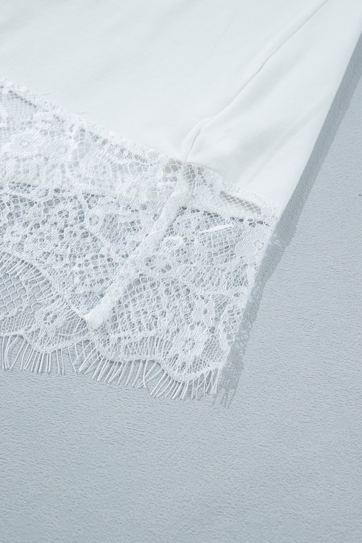 Solid Asymmetric Lace Hem Patchwork T-Shirt