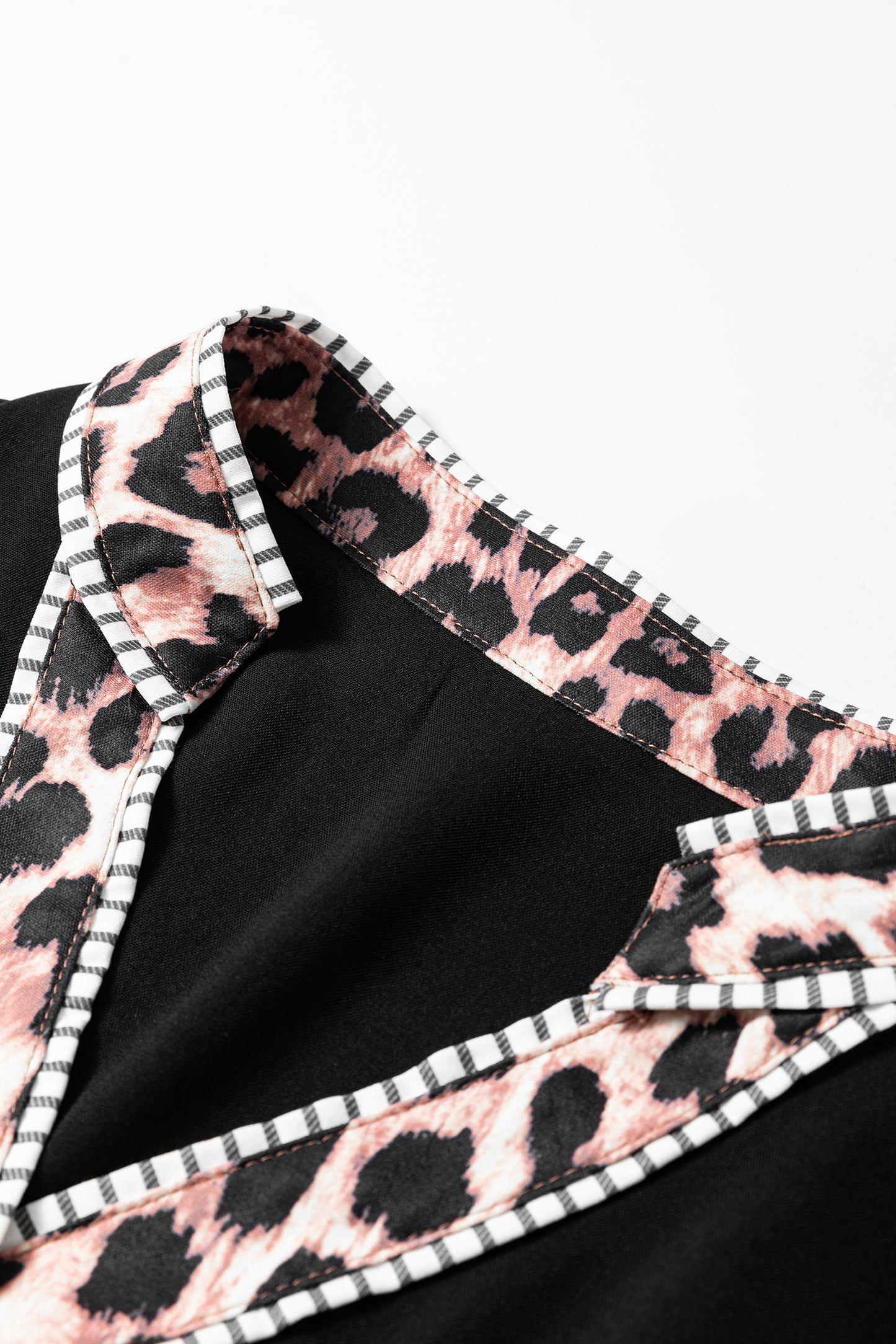 Leopard Trim Puff Sleeve Buttoned V-Neck Shirt