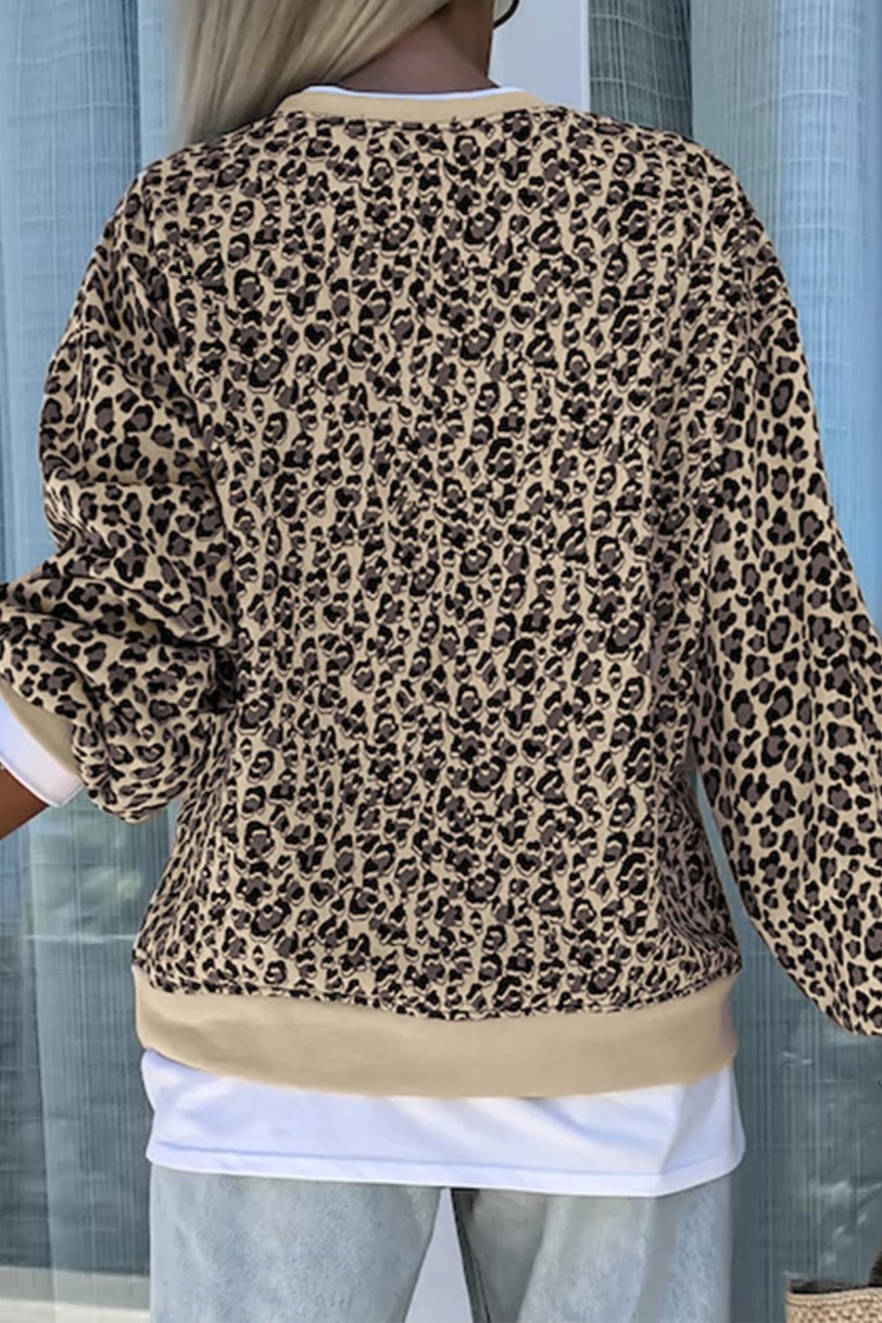 Leopard Contrast Trim Crewneck Sweatshirt