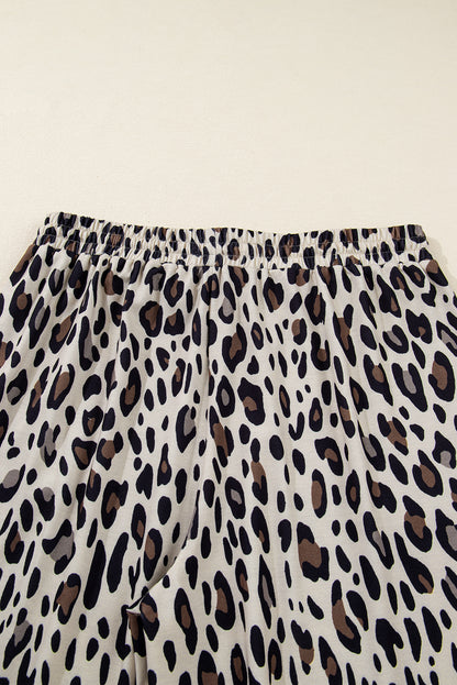 Plus Size Leopard Reverse Seam Patch Pocket Pants