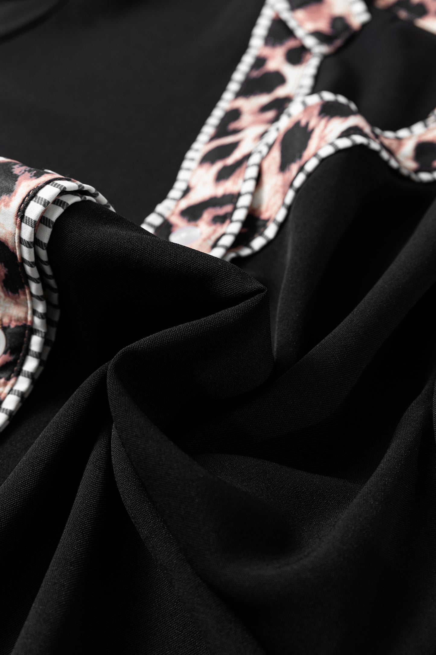 Leopard Trim Puff Sleeve Buttoned V-Neck Shirt