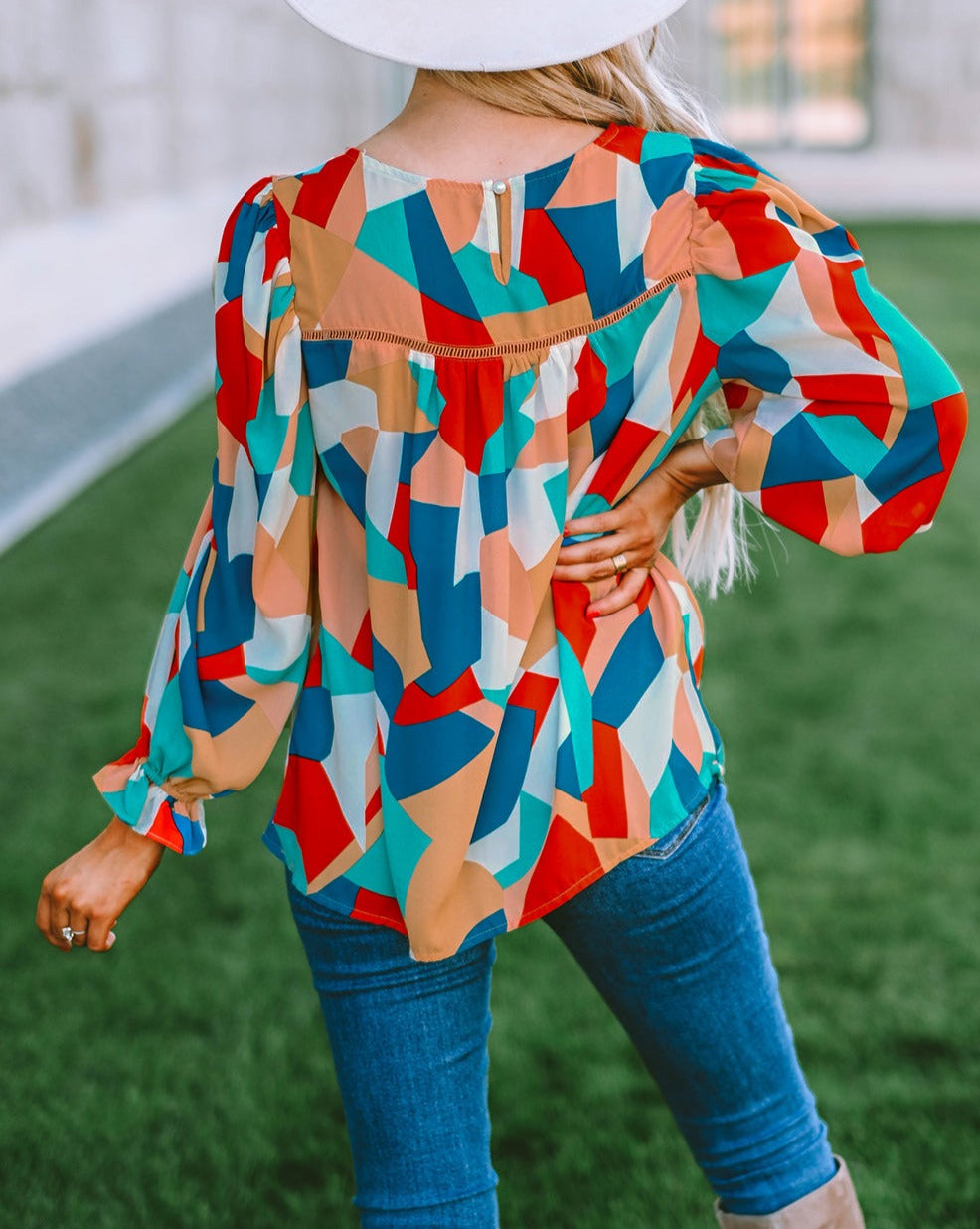 Abstract Ruffle Puff Sleeve Blouse