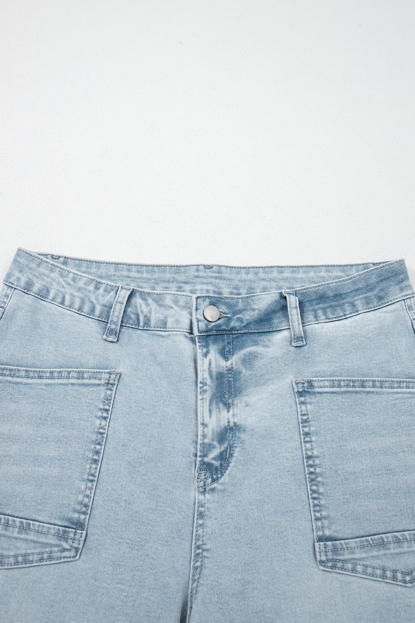 Frayed Hem Cropped Straight Leg Jeans