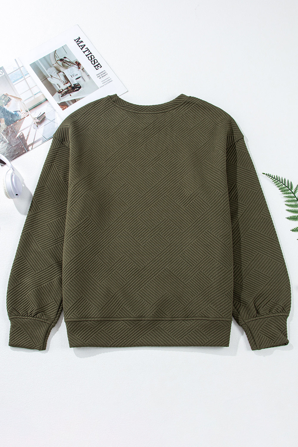 Solid Textured Round Neck Drop Shoulder Sweatshirt