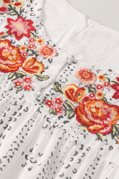 Floral Embroidered Short Sleeve Blouse