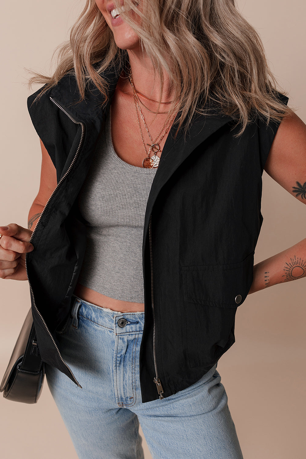 Flap Pocket Zip-Up Vest