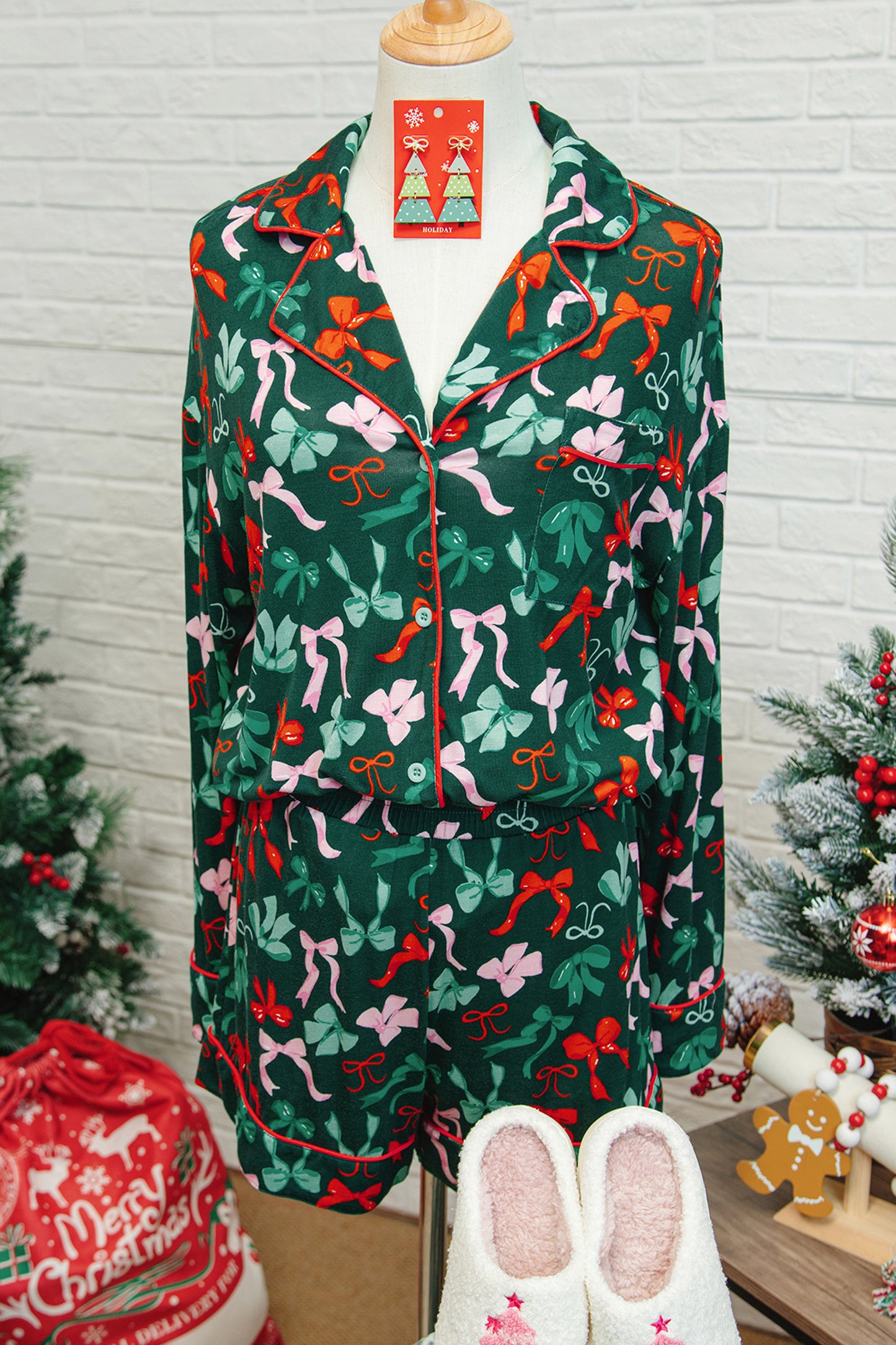 Green Festive Bow Print Long Sleeve Shirt and Pajama Short Set