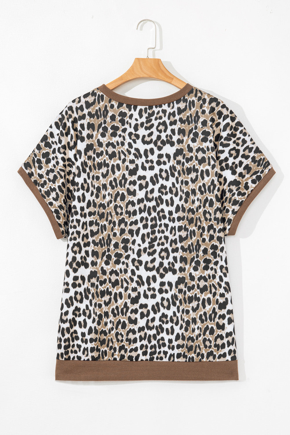 Plus Size Leopard Contrast Trim Short Sleeve Top