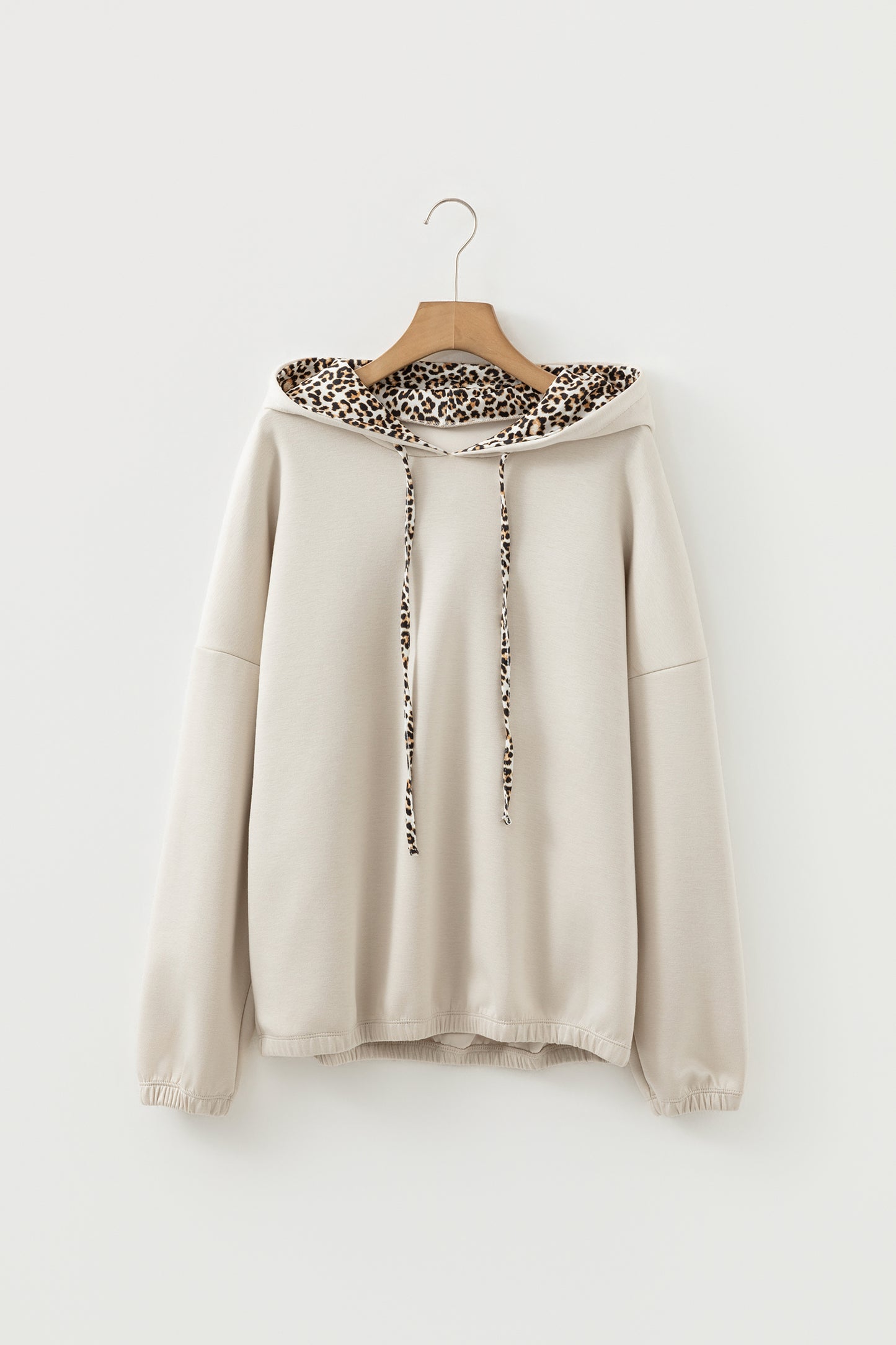 Leopard Contrast Drawstring Hood Drop Shoulder Top