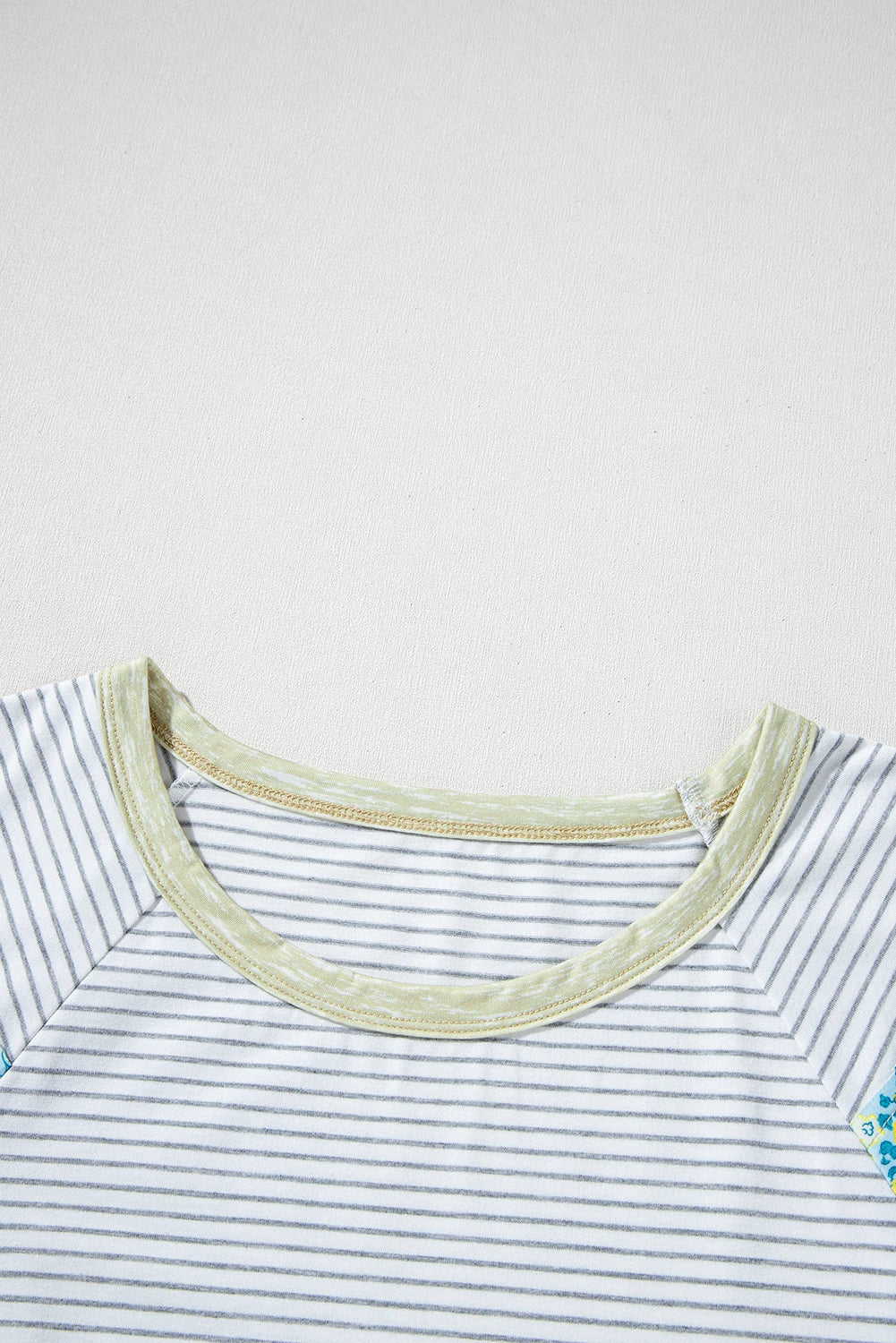 Floral Contrast Stripe Patchwork Raglan Sleeve Tee