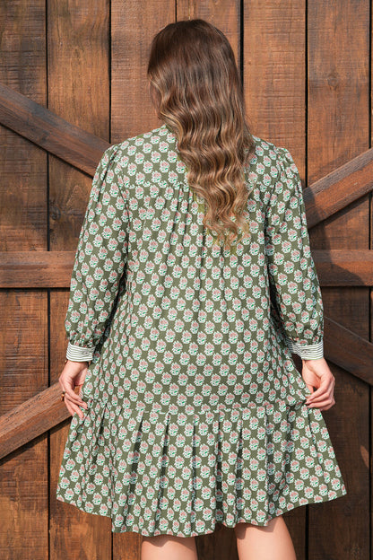 Plus Size Floral Stripe Contrast 3/4 Sleeve Dress
