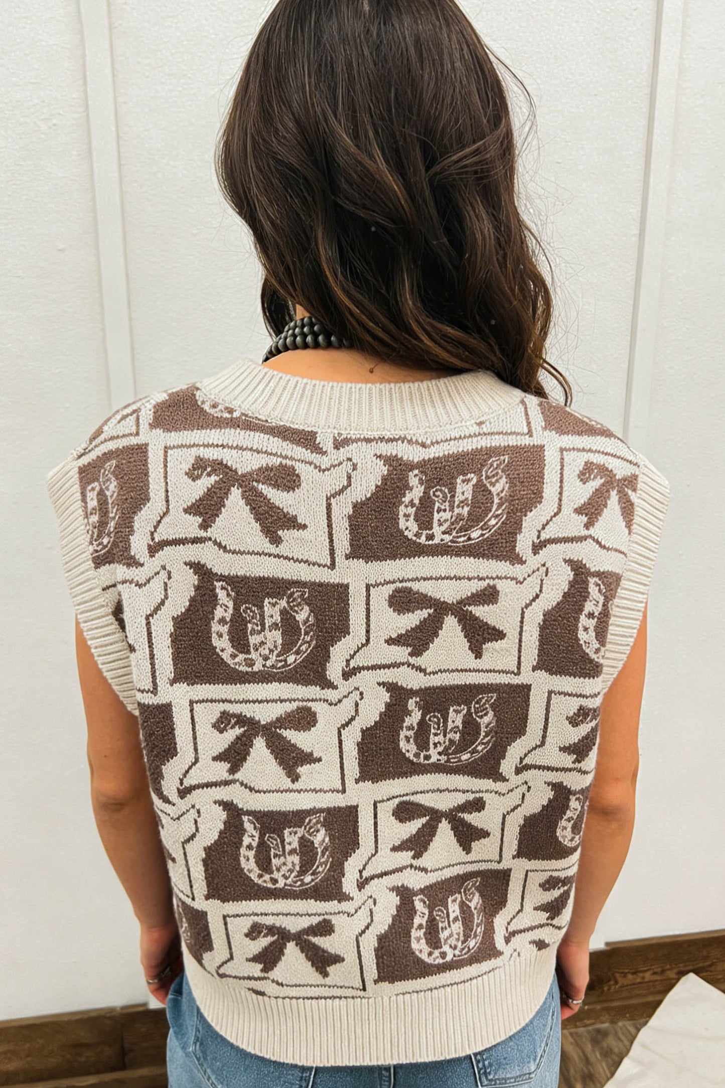 Western Horseshoes & Bows Sleeveless V-Neck Sweater Top